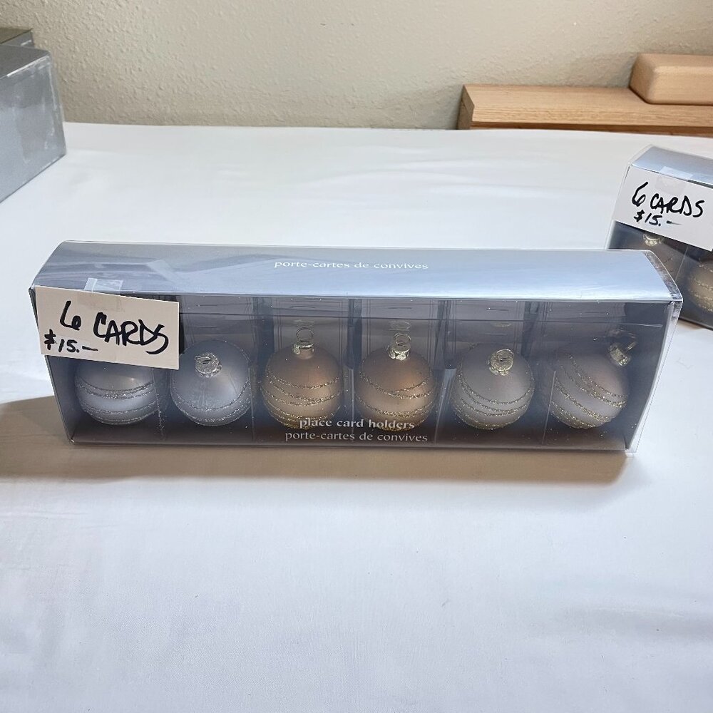 Pier 1 Glass  Ornament place card holders set of 6 with 6 cards (1 box) JCLin-8A